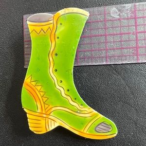 Cowboy Boot Pin / plastic